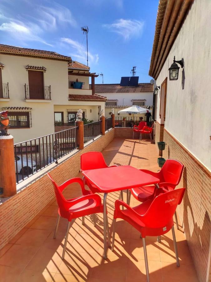 Casa Amplia Con Terraza En La Vinuela Villa Exterior photo